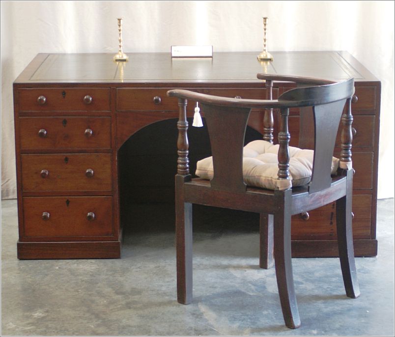 2001 Early 19thC Colonial Pedestal Desk and Period Chair 9036